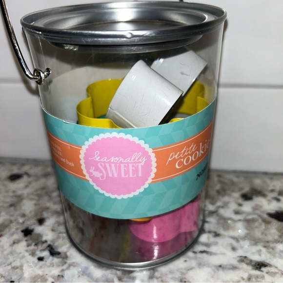 Nordic Ware Easter Bunny Flower Egg Butterfly Duck Stainless Steel Cookie Cutter - Picture 3 of 6